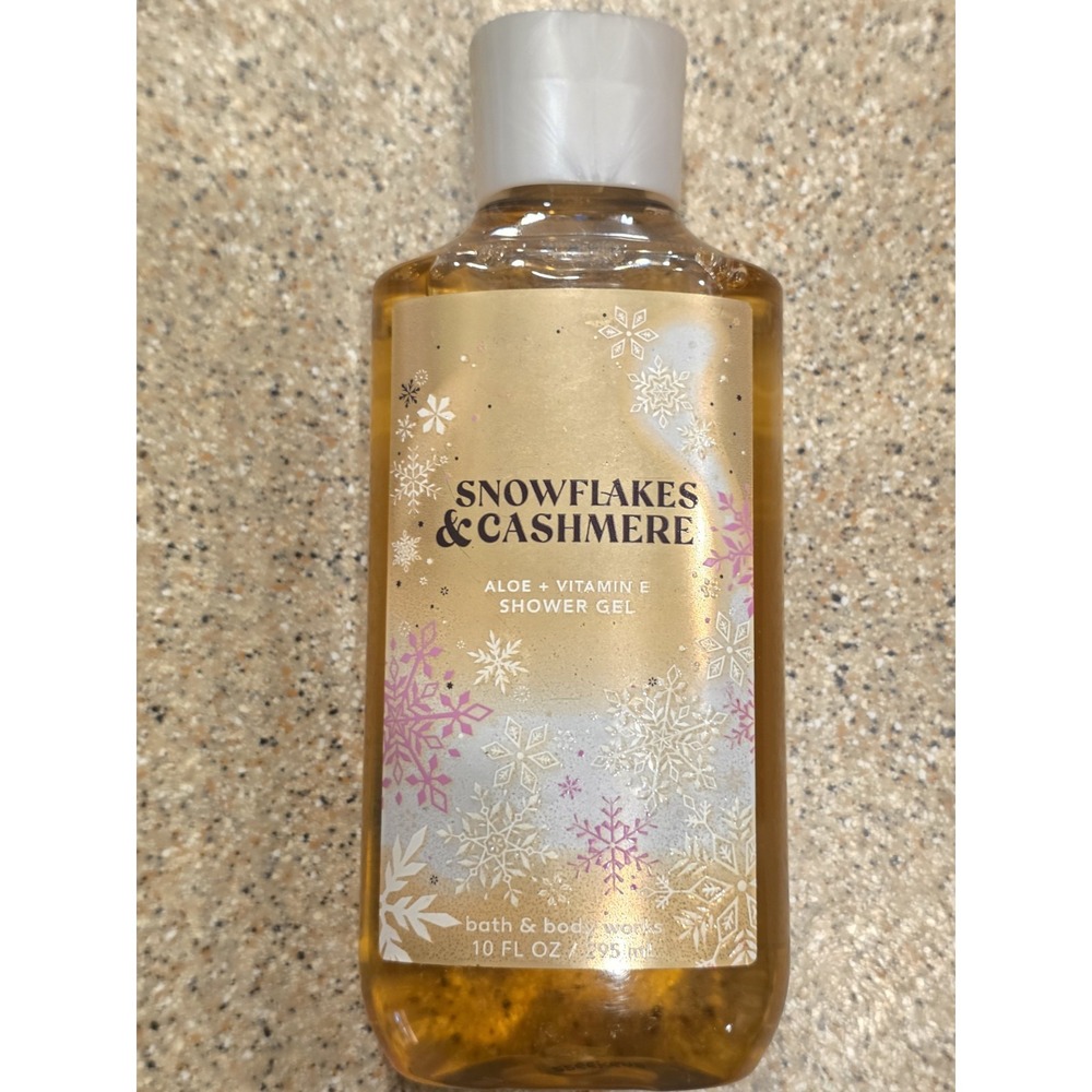 NEW Bath & Body Works Snowflakes & Cashmere Shower Gel 10 fl OZ/295ml
